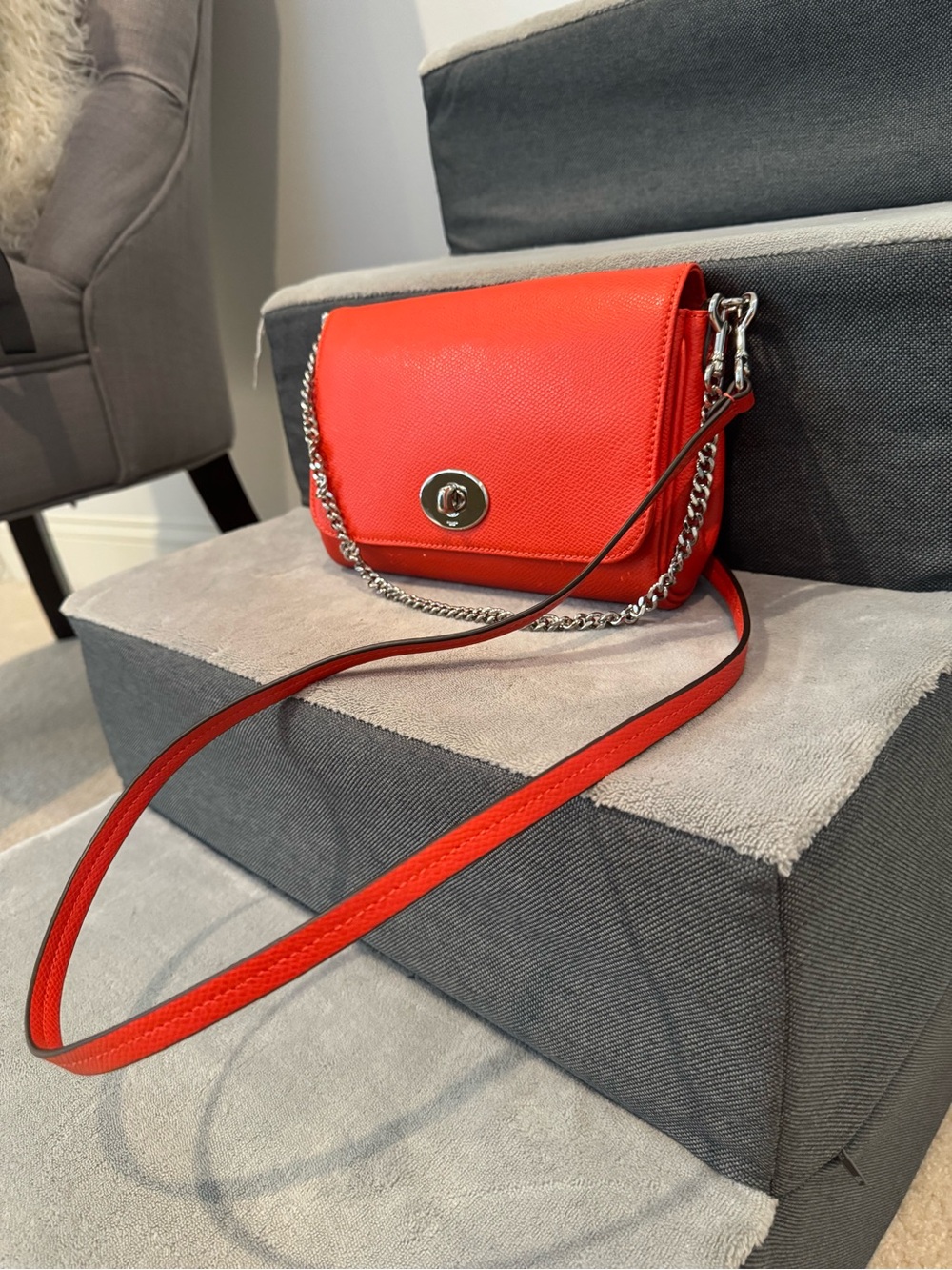 Coach Red/Orange Grained Leather Crossbody Chain Bag, NWT - Picture 2 of 8